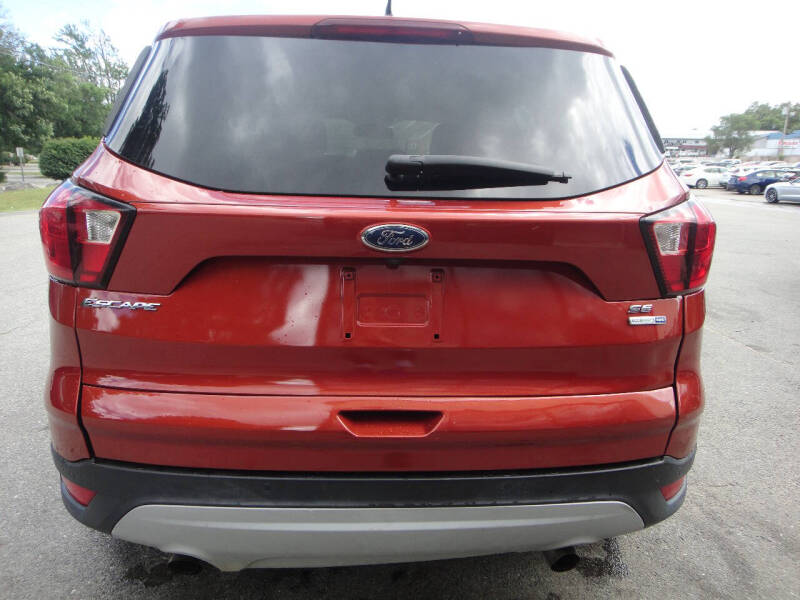 2019 Ford Escape SE