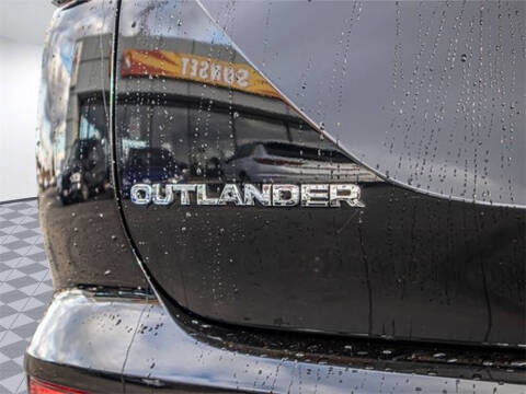 2023 Mitsubishi Outlander PHEV SEL