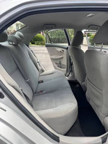 2011 Toyota Corolla S