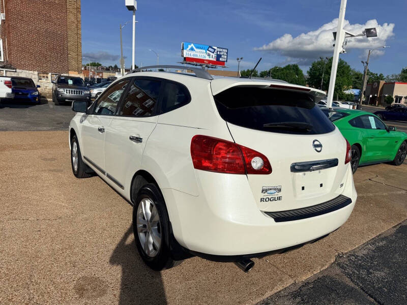 2012 Nissan Rogue SV
