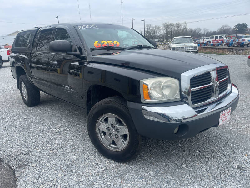 2005 Dodge Dakota for sale at K & E Auto Sales in Ardmore AL