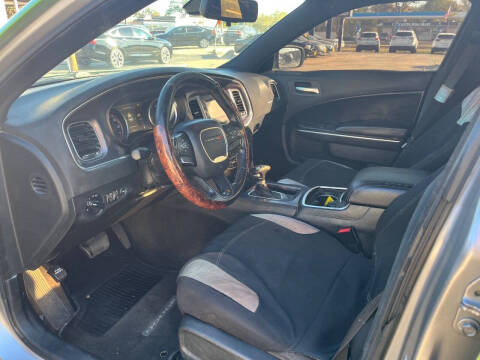 2016 Dodge Charger SE