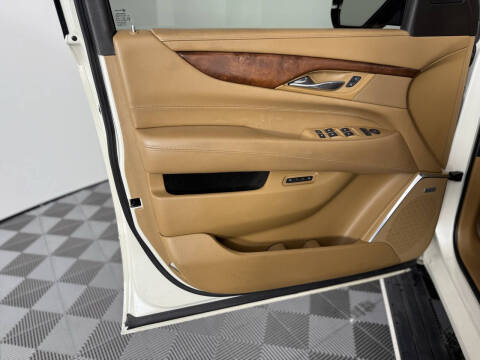 2015 Cadillac Escalade Platinum