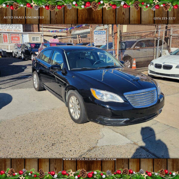 2013 Chrysler 200 Touring photo 1