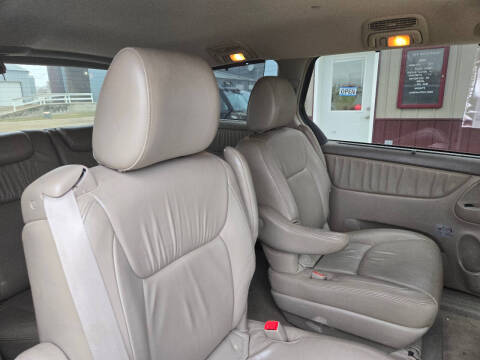 2010 Toyota Sienna XLE