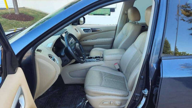 2016 Nissan Pathfinder Platinum