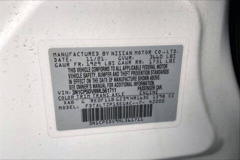 2021 Nissan Kicks SR