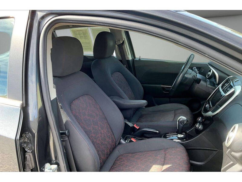 2018 Chevrolet Sonic LT Auto