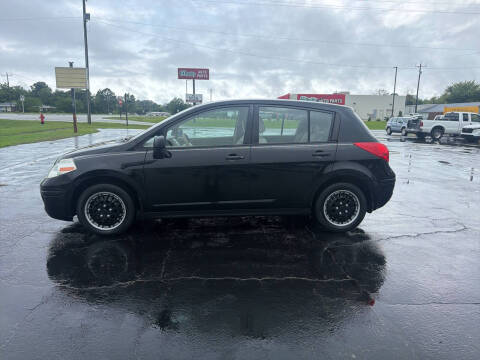 2009 Nissan Versa 1.8 S