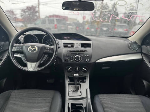 2012 Mazda MAZDA3 i Touring