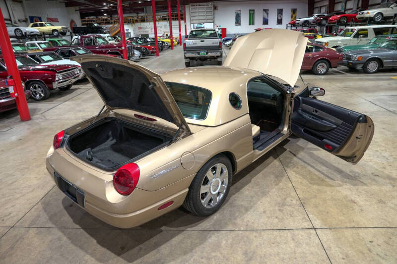 2005 Ford Thunderbird Deluxe