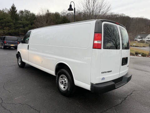 2018 GMC Savana 2500