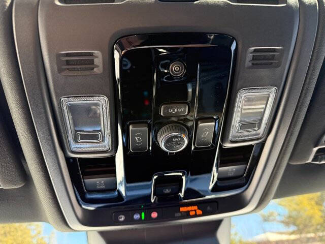 2025 Cadillac Escalade ESV Sport