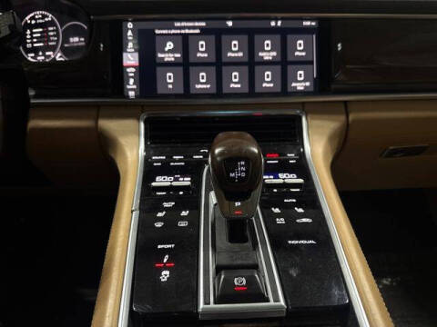 2018 Porsche Panamera 4