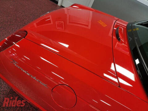 2004 Ford Thunderbird Deluxe