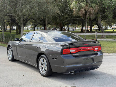 2014 Dodge Charger SE