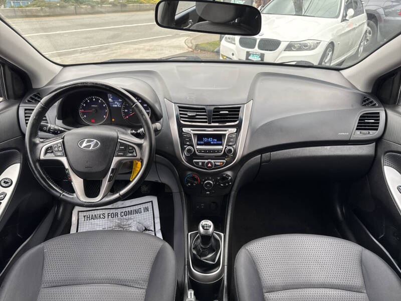 2015 Hyundai Accent Sport