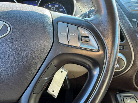 2015 Hyundai Tucson SE