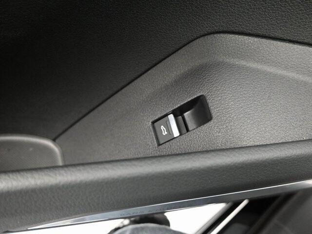 2024 Audi Q8 e-tron quattro Premium Plus