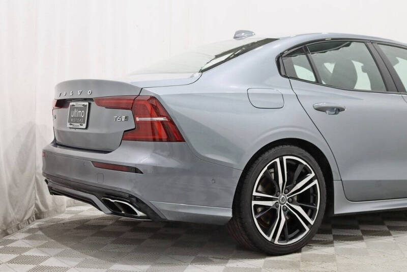 2019 Volvo S60 T6 R-Design