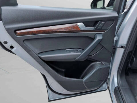 2019 Audi Q5 quattro Premium 45 TFSI