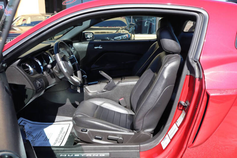 2011 Ford Mustang GT Premium