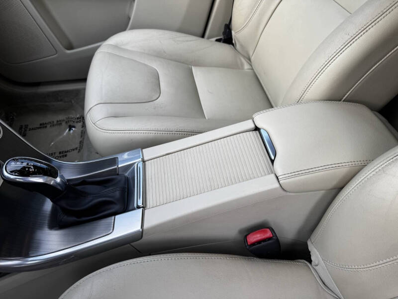 2015 Volvo XC60 T5 Drive-E Premier