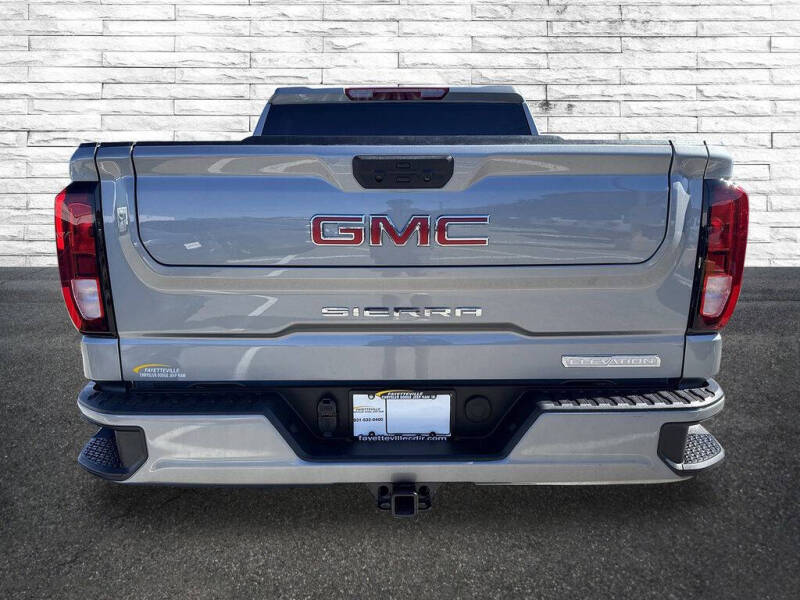 2025 GMC Sierra 1500 Elevation Standard
