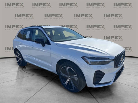 2025 Volvo XC60 B5 Ultra Dark Theme