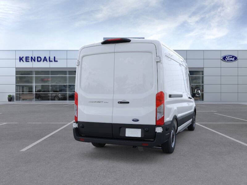 2025 Ford Transit 250
