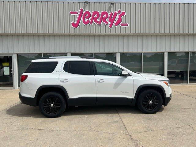 2017 GMC Acadia SLT-1