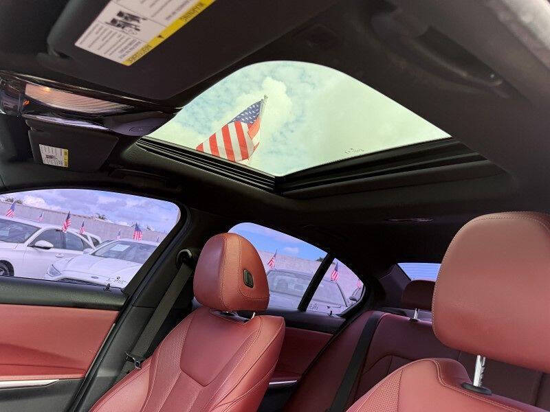 2023 BMW 3 Series 330i