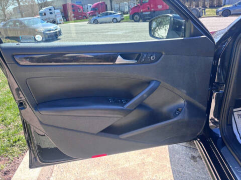 2014 Volkswagen Passat 2.0L TDI SEL Premium