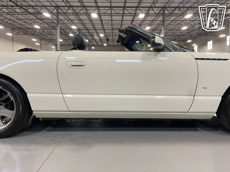 2003 Ford Thunderbird