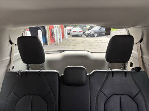 2018 Chrysler Pacifica Touring L