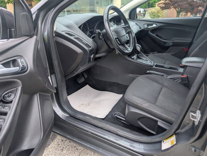 2017 Ford Focus SE