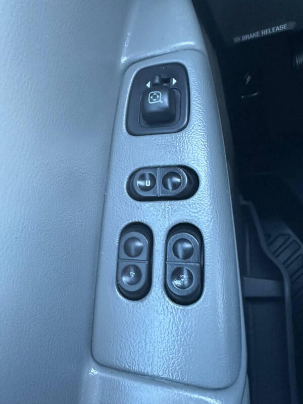2006 Ford E-Series E-150