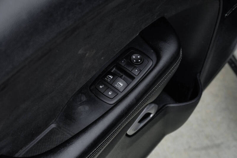 2015 Dodge Challenger SRT 392