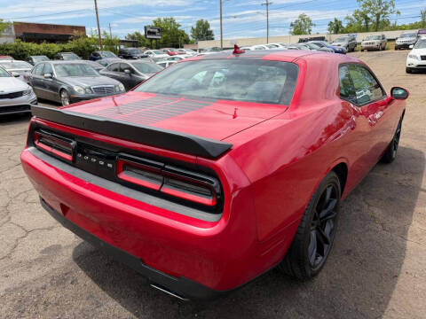 2016 Dodge Challenger SXT