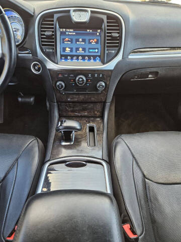 2014 Chrysler 300 C