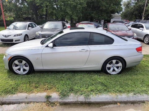 2009 BMW 3 Series for sale at D and D Auto Sales in Topeka KS