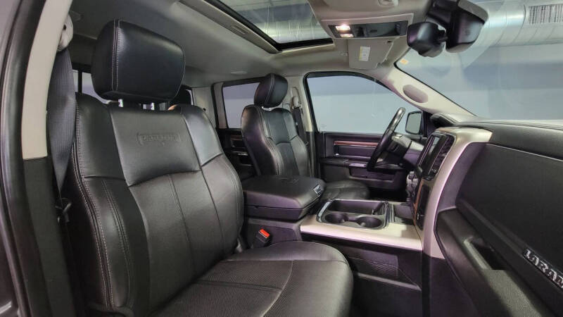 2017 RAM 1500 Laramie