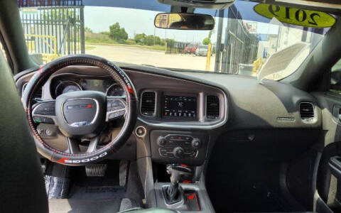 2019 Dodge Charger SXT