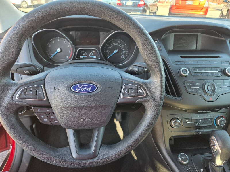 2017 Ford Focus SE