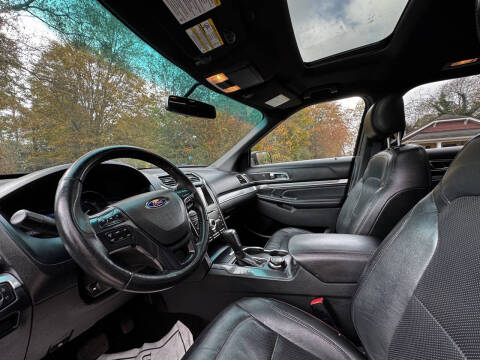 2017 Ford Explorer Sport