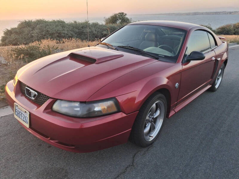 2004 Ford Mustang GT Deluxe