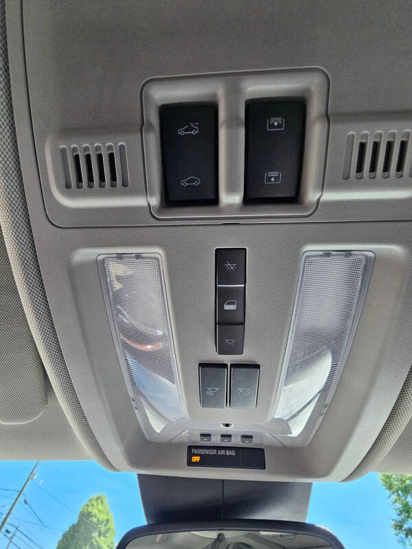 2011 Cadillac SRX Performance Collection