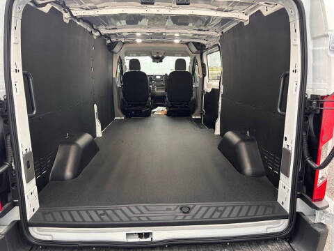 2025 Ford Transit