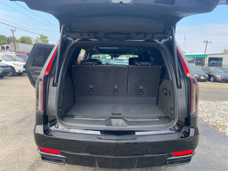 2023 Cadillac Escalade Sport Platinum