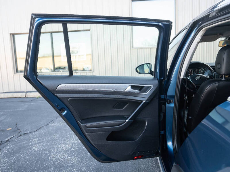 2017 Volkswagen Golf Alltrack TSI SE 4Motion